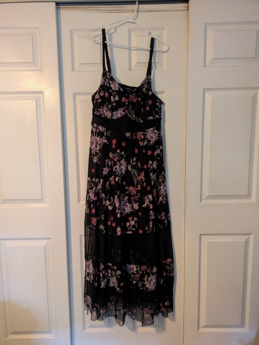 Torrid Size 1 - Black Floral Mesh Maxi Dress